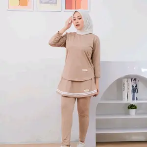 Setelan Olahraga Wanita Terbaru - Pakaian Senam Wanita dengan Atasan dan Leggingrok - Promo